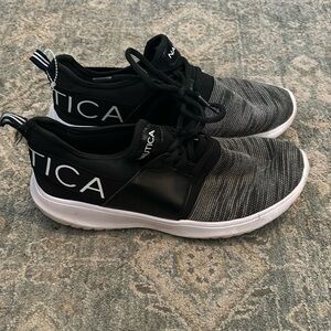 Nautica lace up sneakers size 7.5